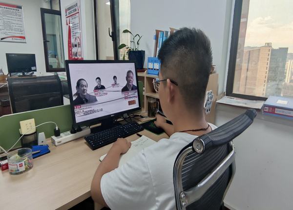 陜煤建設(shè)西北分公司開展“筑牢拒腐防變防線，敲響廉潔自律警鐘”廉政警示教育活動